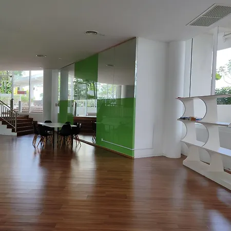 Invincible Seaview Vacation Condo 3R3B 8Pax Bayan Lepas Exterior photo