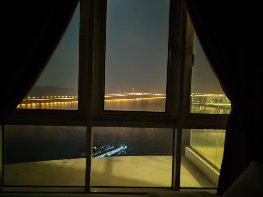 Apartment Invincible Seaview Vacation 3r3b 8pax *