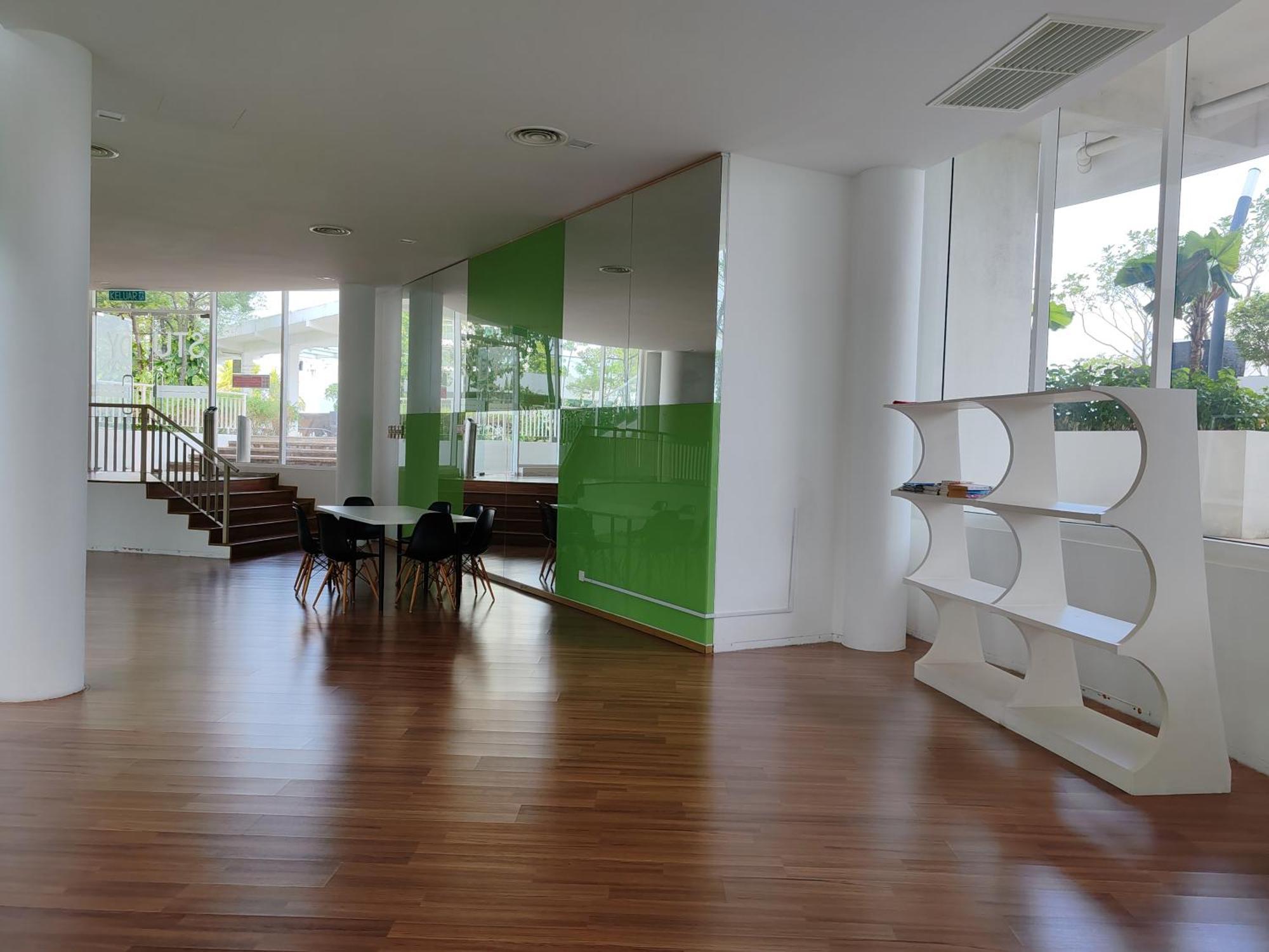 Apartment Invincible Seaview Vacation 3r3b 8pax Bayan Lepas