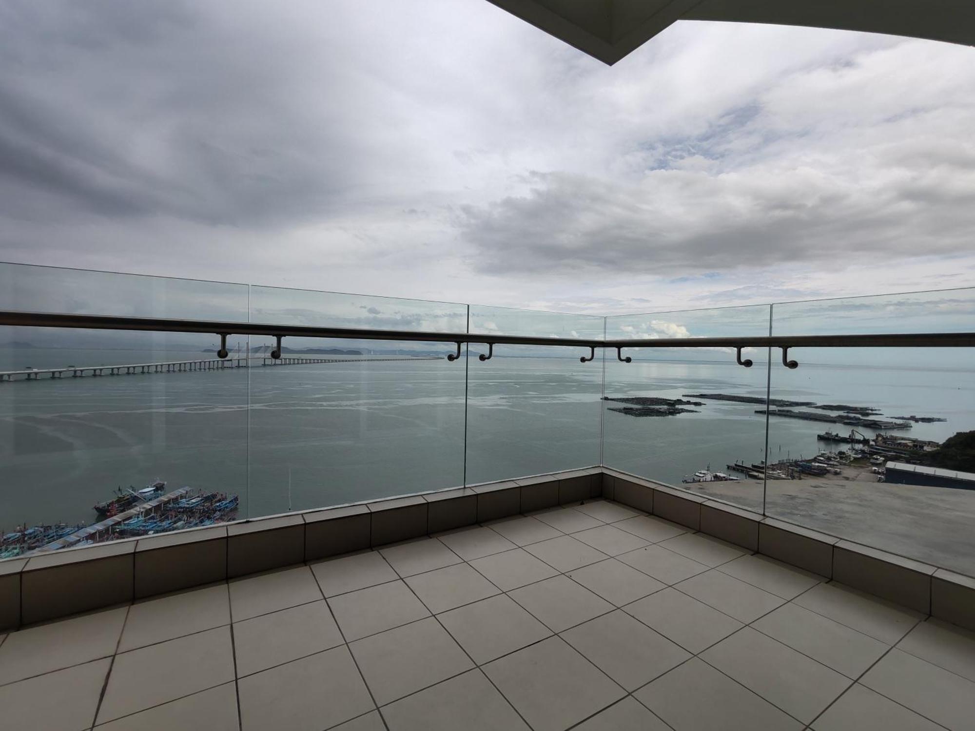 Apartment Invincible Seaview Vacation 3r3b 8pax *