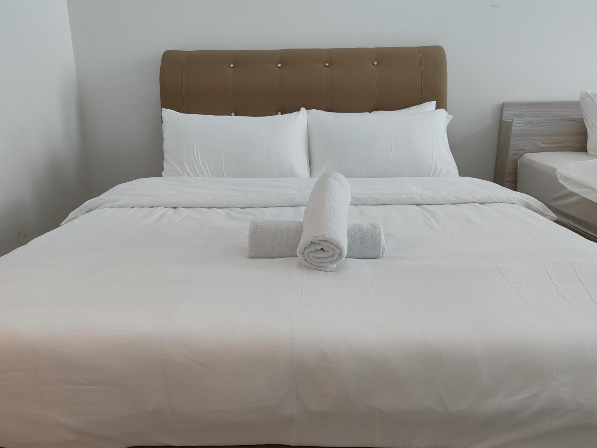Invincible Seaview Vacation 3r3b 8pax Apartment *