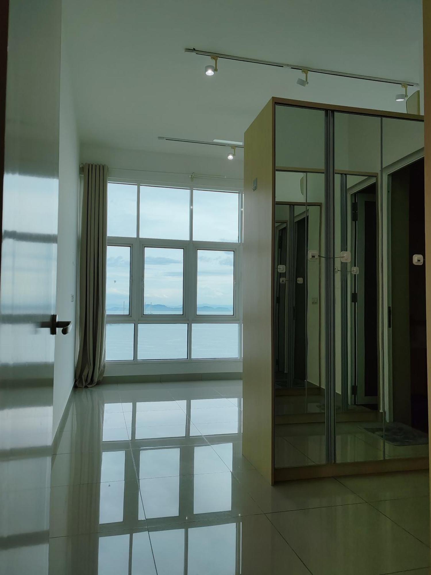 Apartment Invincible Seaview Vacation 3r3b 8pax