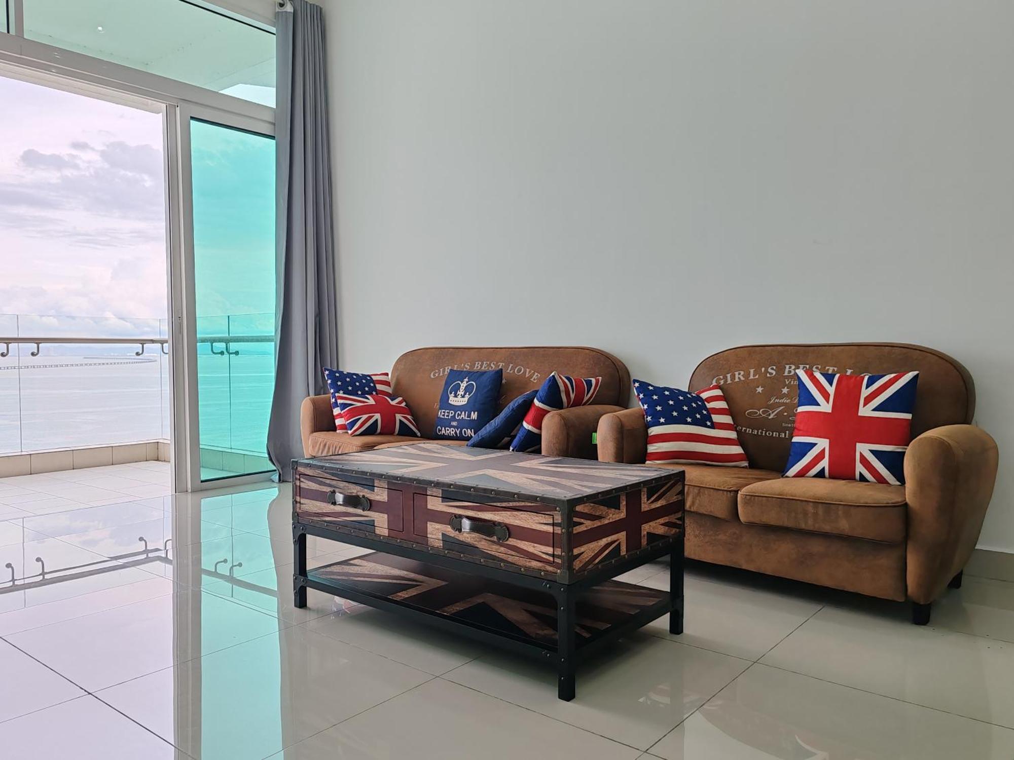 Invincible Seaview Vacation 3r3b 8pax Apartment *
