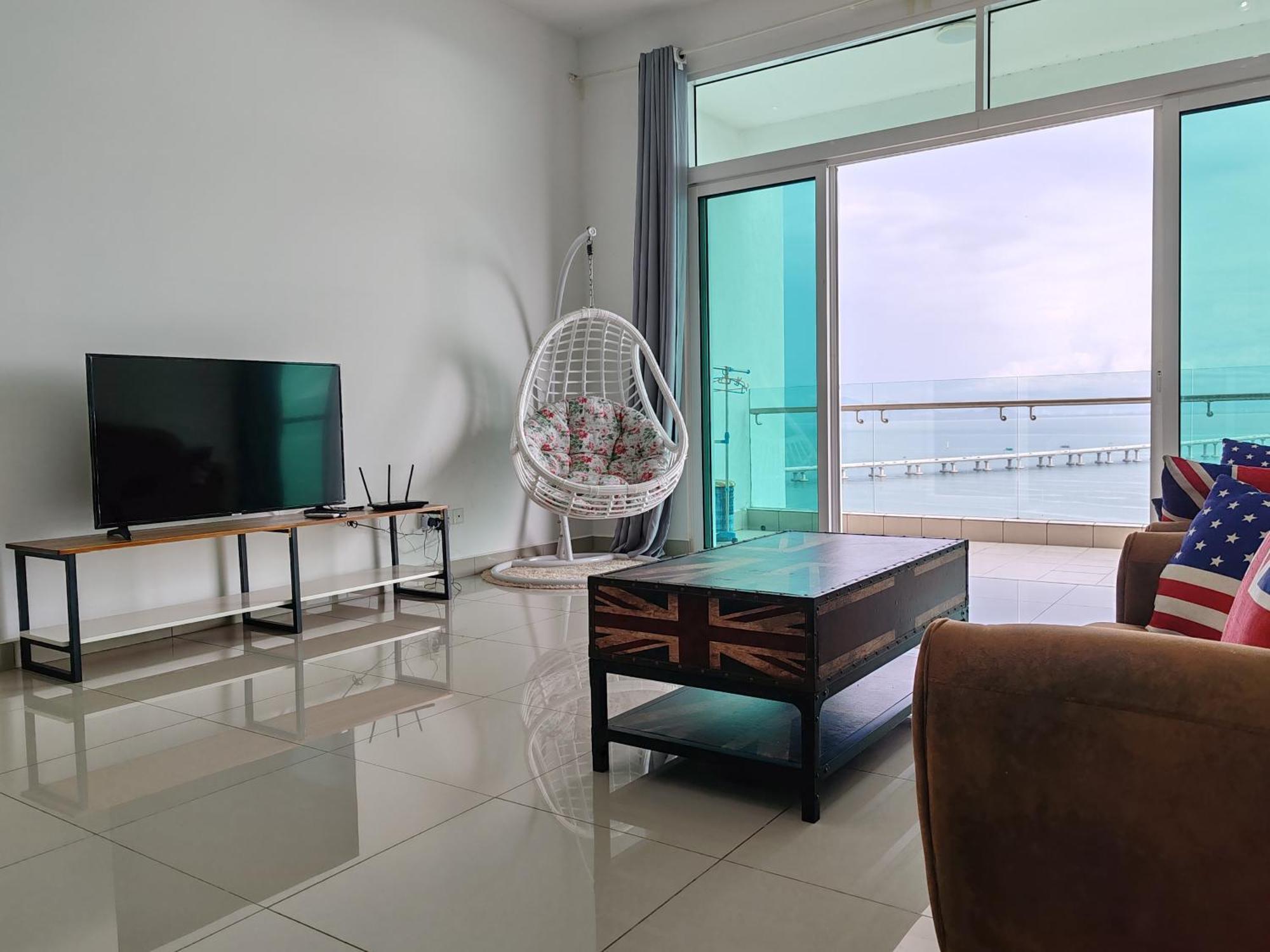 Invincible Seaview Vacation 3r3b 8pax